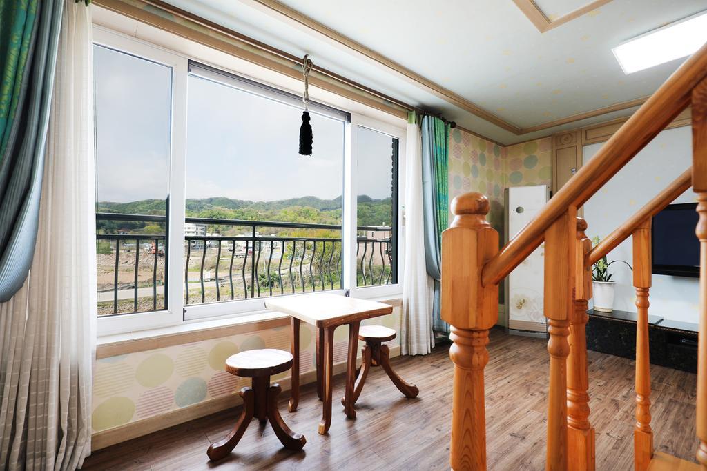 Yeowoogneul Pension Chuncheon Exterior photo